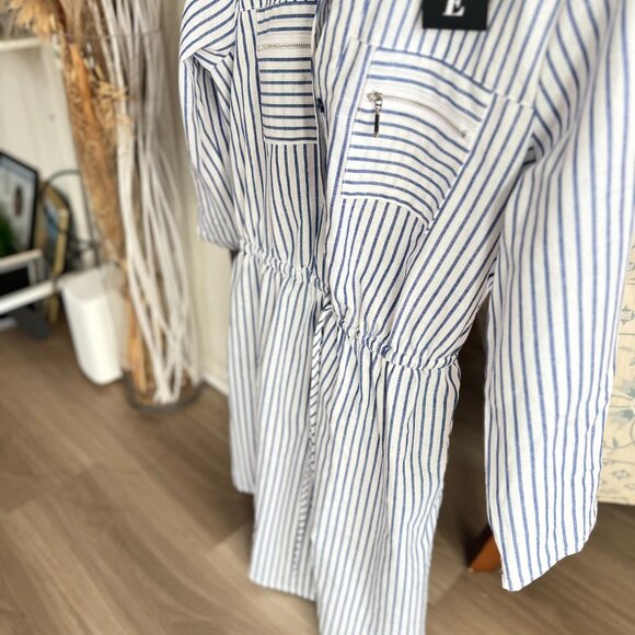 Beautiful, Vibrant, Spring OR Summer Girls Dress! CAN be worn as a Top) - Picture 4 of 7